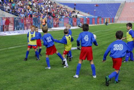Două locuri II şi un loc IV pentru echipele de la FC Bihor, la turneul naţional de copii 